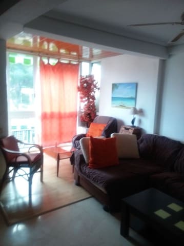 2 soveværelse Lejlighed til salg i Alfaz del Pi / L'Alfàs del Pi med swimmingpool garage - € 175.000 (Ref: 9910042)