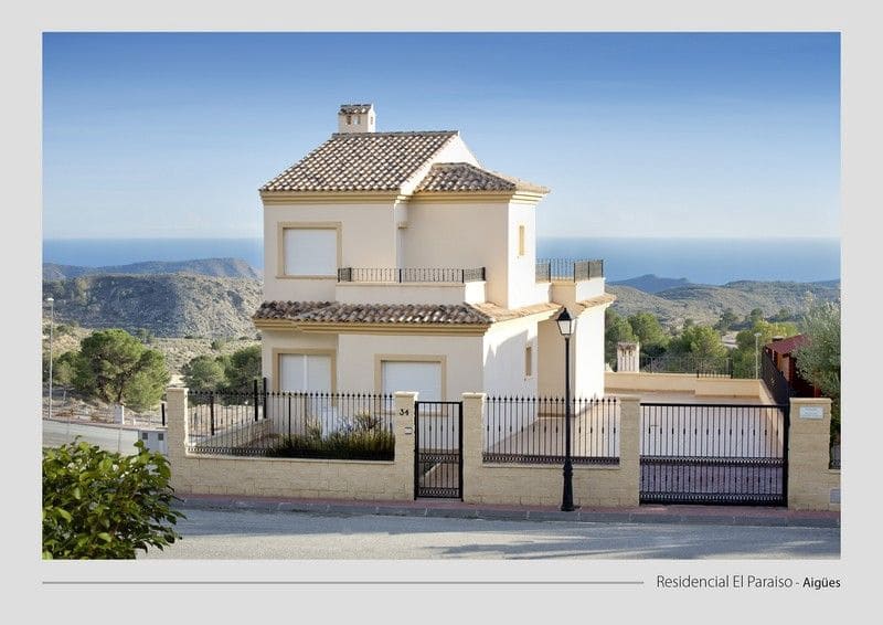 Pareado de 3 habitaciones en Aguas de Busot / Aigües en venta con piscina garaje - 199.900 € (Ref: 9912512)