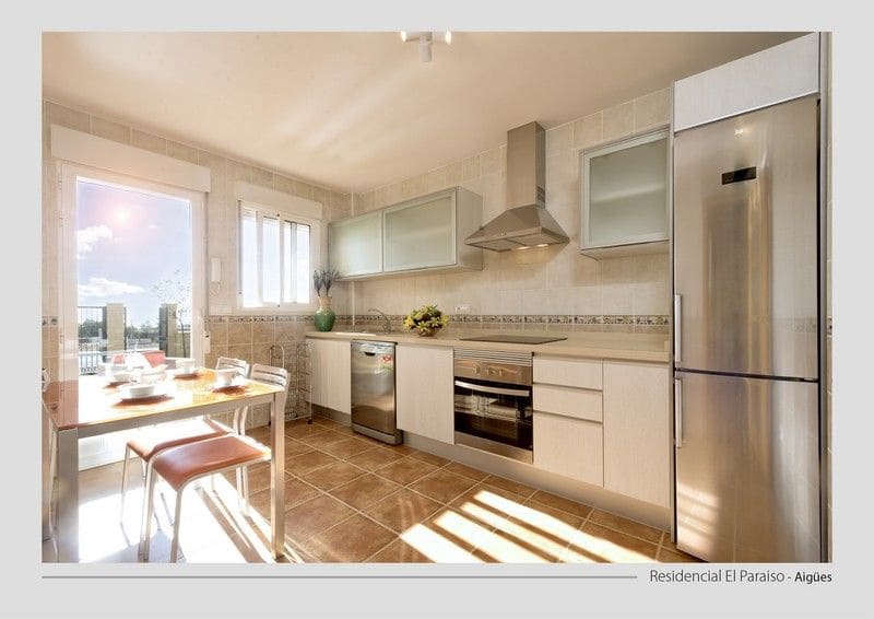 Pareado de 3 habitaciones en Aguas de Busot / Aigües en venta con piscina garaje - 199.900 € (Ref: 9912512)