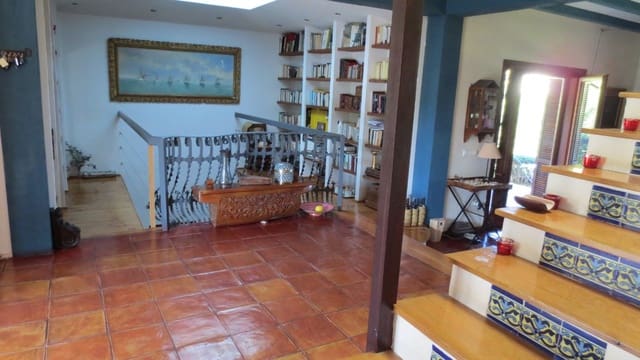 Chalet de 4 habitaciones en Altea en venta con piscina - 1.600.000 € (Ref: 9912515)