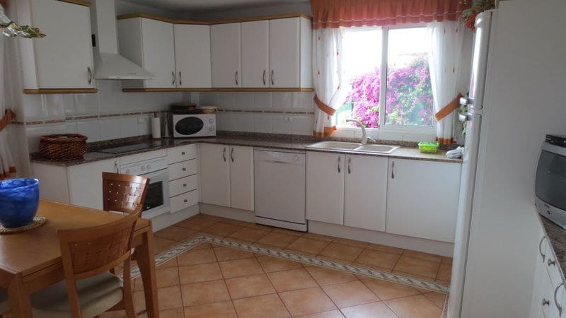 4 sovrum Villa till salu i Finestrat med pool garage - 700 000 € (Ref: 9912516)