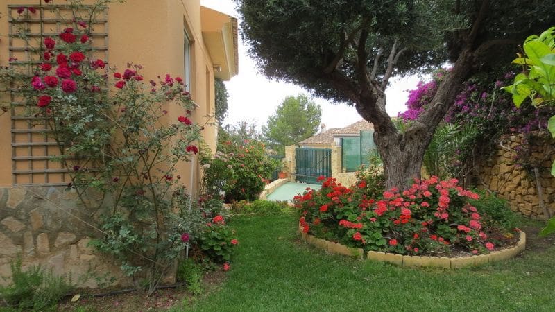 4 sovrum Villa till salu i Finestrat med pool garage - 700 000 € (Ref: 9912516)