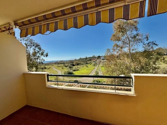 4 bedroom Terraced Villa for rent in Vélez-Málaga with pool garage - € 1,500 (Ref: 10020013)
