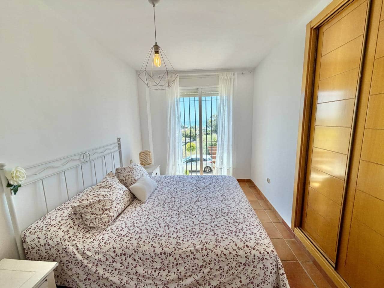 3 sovrum Radhus till salu i Torre de Benagalbon med pool garage - 498 000 € (Ref: 10029905)