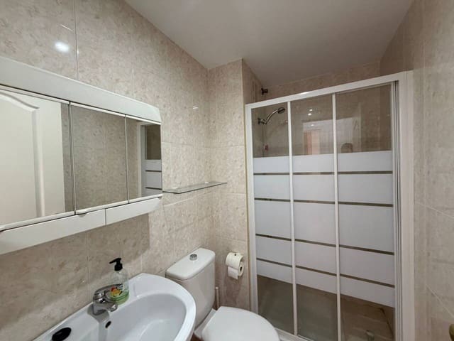 2 bedroom Penthouse for rent in Rincón de la Victoria - € 1,200 (Ref: 10034808)
