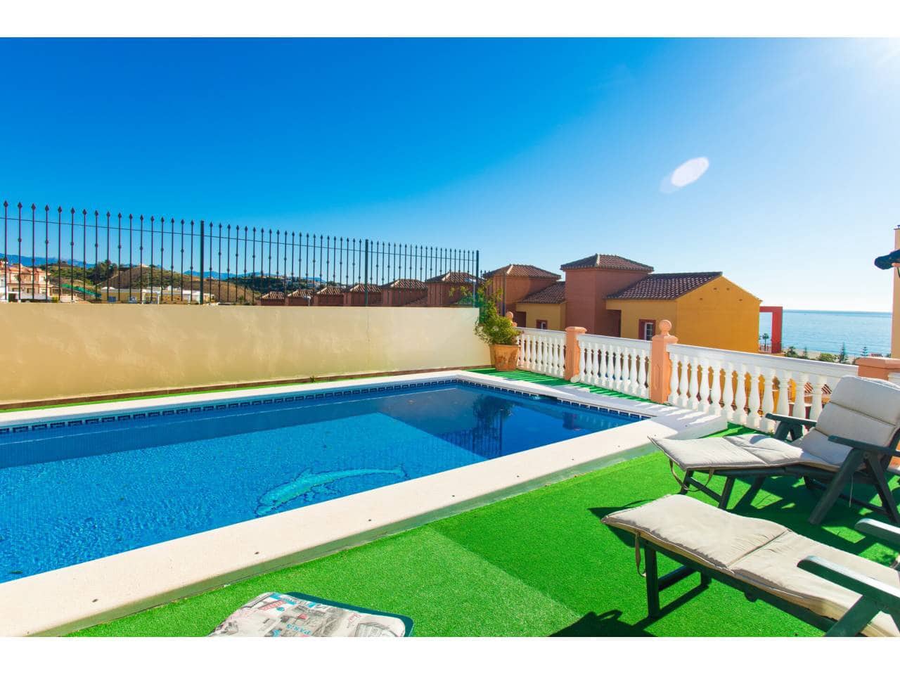 5 quarto Moradia para arrendar em Velez-Malaga com piscina garagem - 2 500 € (Ref: 10046655)