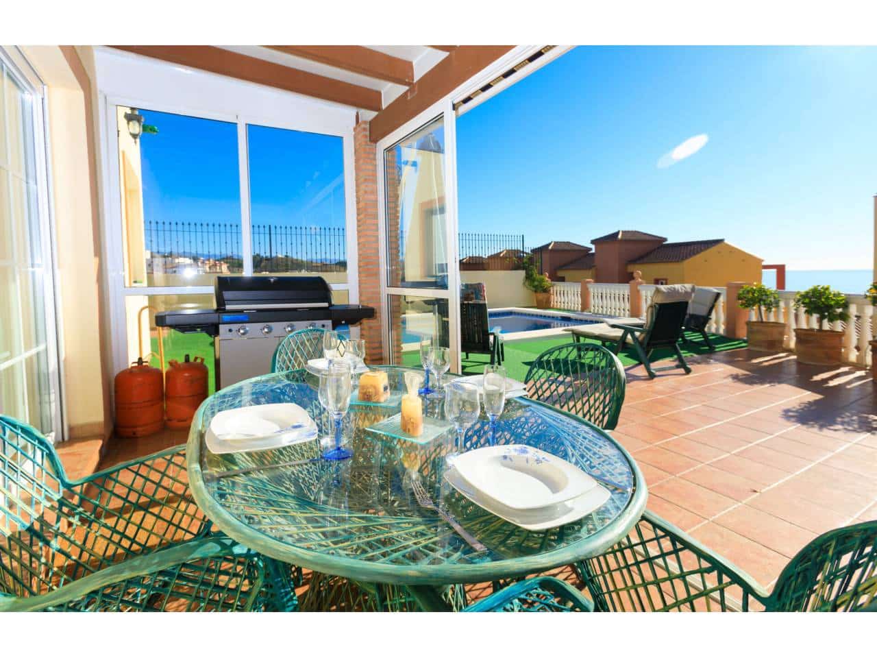 5 quarto Moradia para arrendar em Velez-Malaga com piscina garagem - 2 500 € (Ref: 10046655)