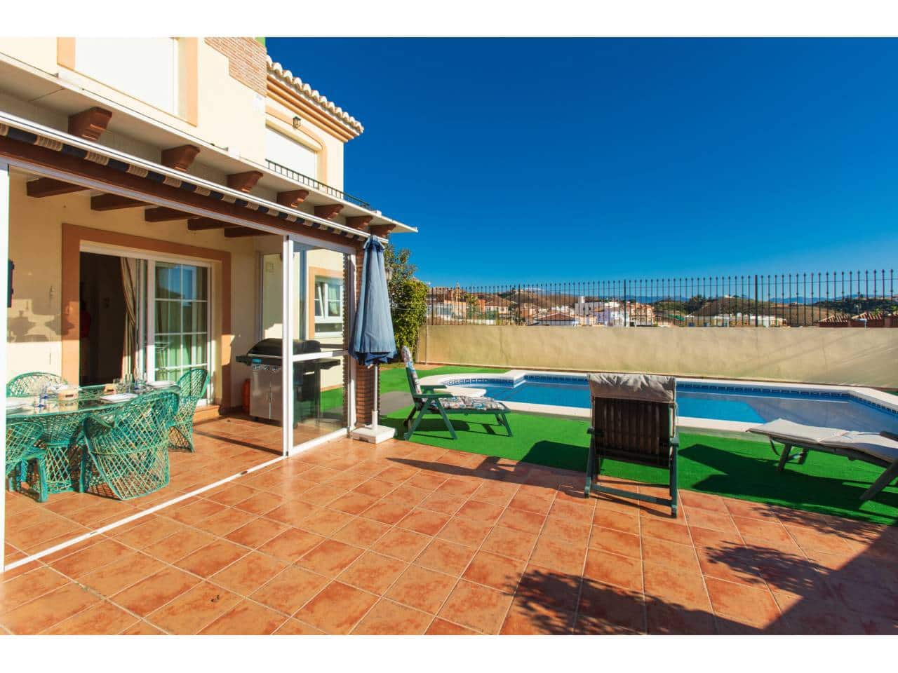 5 quarto Moradia para arrendar em Velez-Malaga com piscina garagem - 2 500 € (Ref: 10046655)