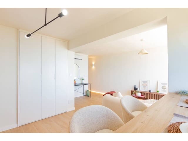 4 makuuhuone Paritalo myytävänä paikassa Vélez-Málaga mukana 
autotalli - 630 000 € (Ref: 10063672)
