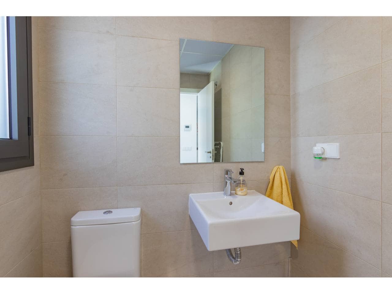 4 bedroom Semi-detached Villa for sale in Velez-Malaga with garage - € 630,000 (Ref: 10063672)