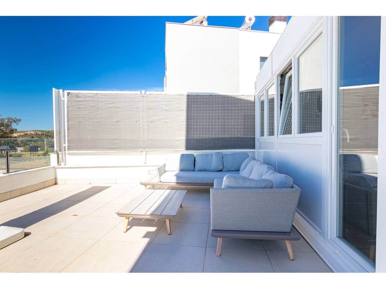 4 bedroom Semi-detached Villa for sale in Velez-Malaga with garage - € 630,000 (Ref: 10063672)