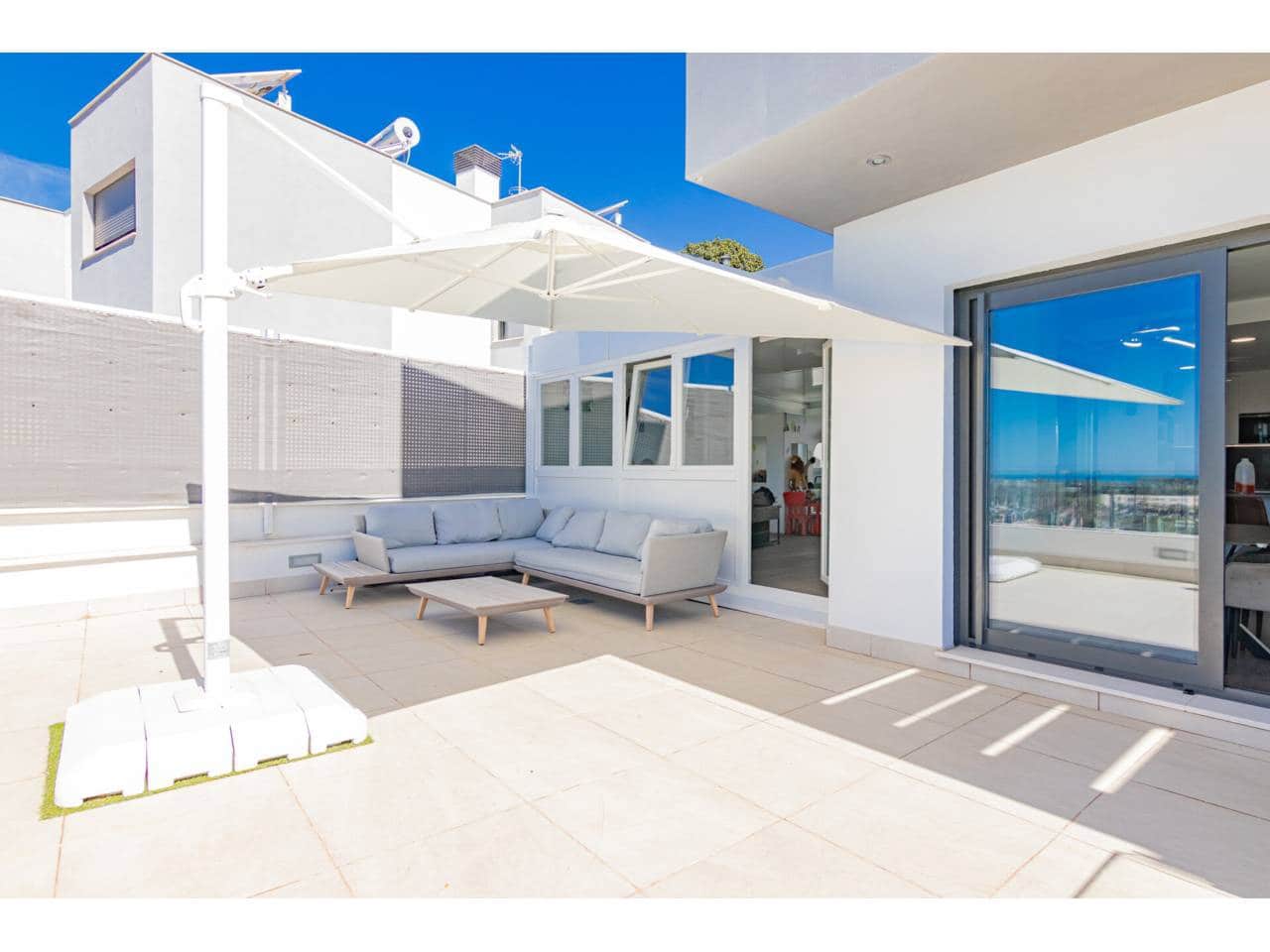 4 bedroom Semi-detached Villa for sale in Velez-Malaga with garage - € 630,000 (Ref: 10063672)