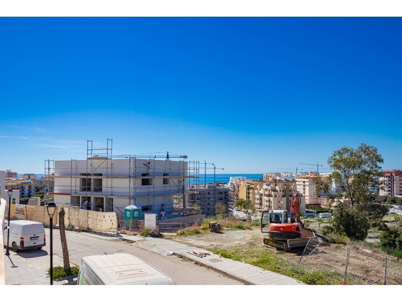 4 bedroom Semi-detached Villa for sale in Velez-Malaga with garage - € 630,000 (Ref: 10063672)