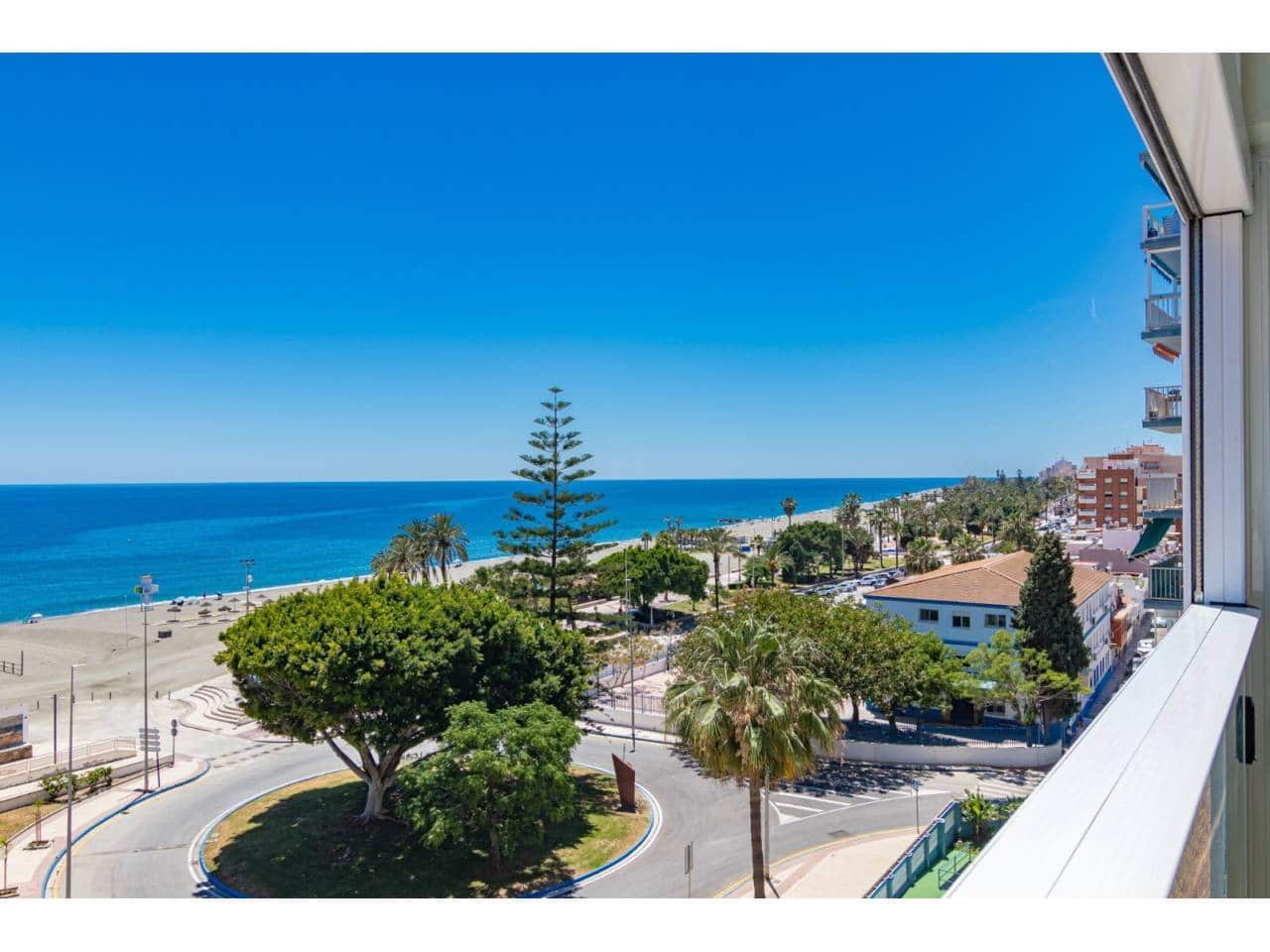 2 soveværelse Lejlighed til salg i Velez-Malaga med swimmingpool - € 469.900 (Ref: 10074787)