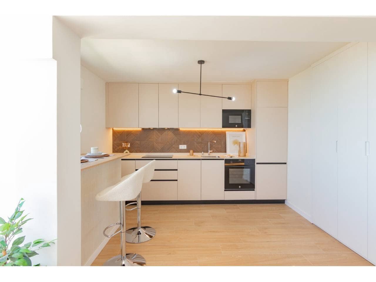 2 soveværelse Lejlighed til salg i Velez-Malaga med swimmingpool - € 469.900 (Ref: 10074787)