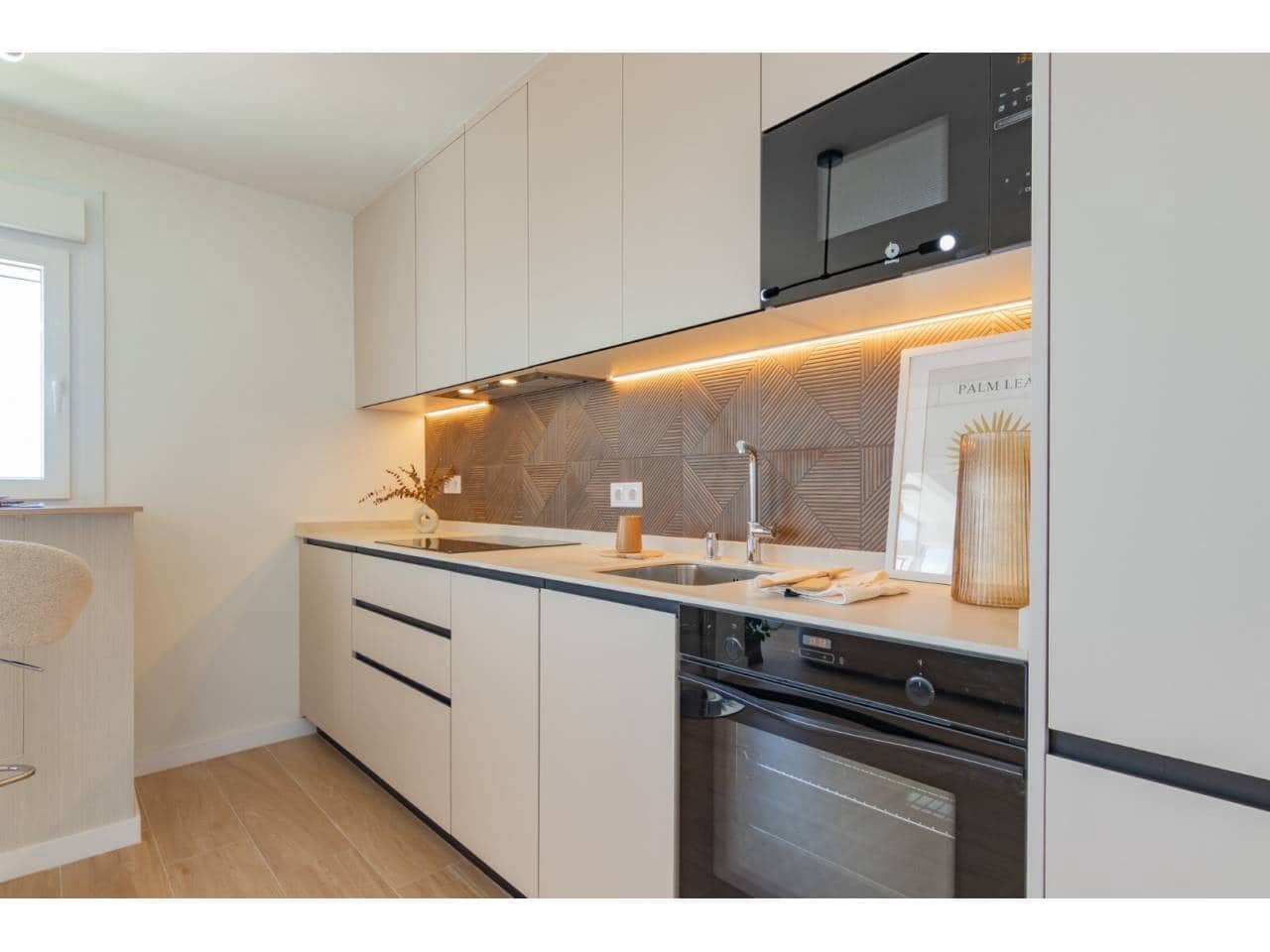 2 soveværelse Lejlighed til salg i Velez-Malaga med swimmingpool - € 469.900 (Ref: 10074787)