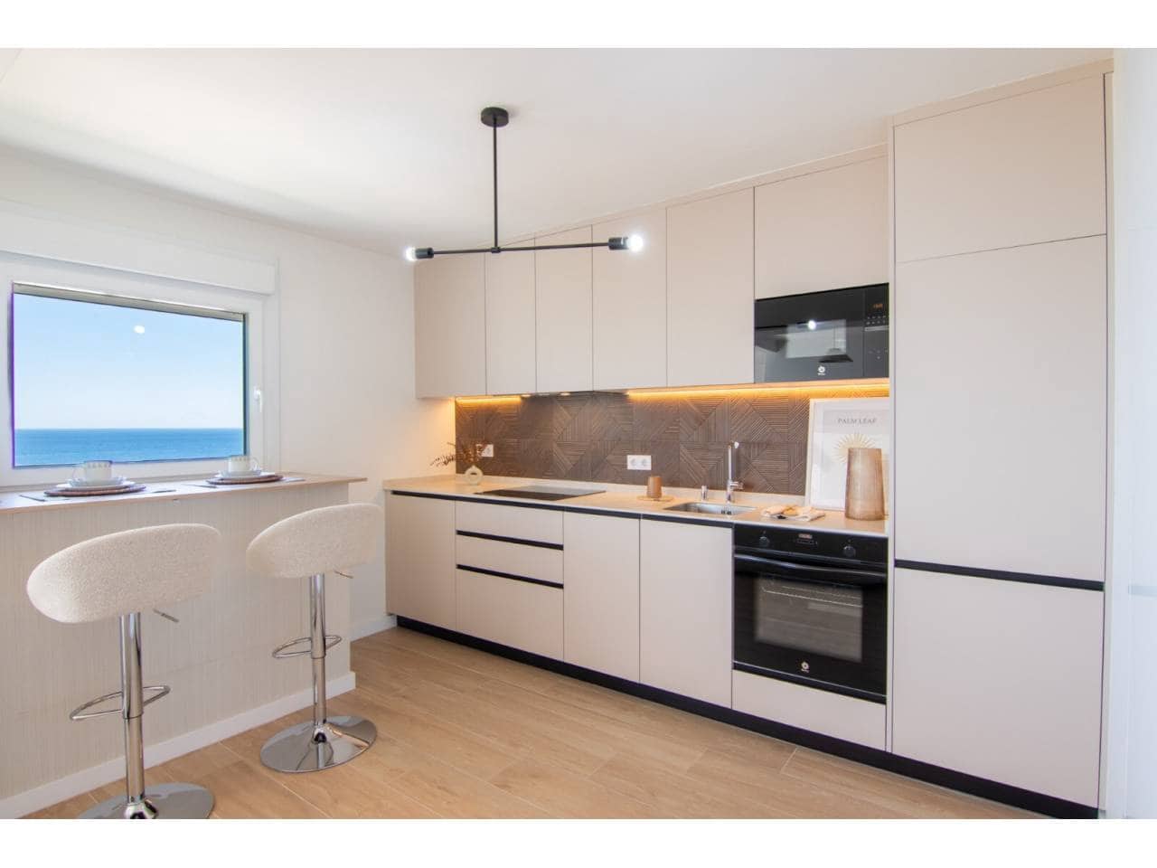 2 soveværelse Lejlighed til salg i Velez-Malaga med swimmingpool - € 469.900 (Ref: 10074787)