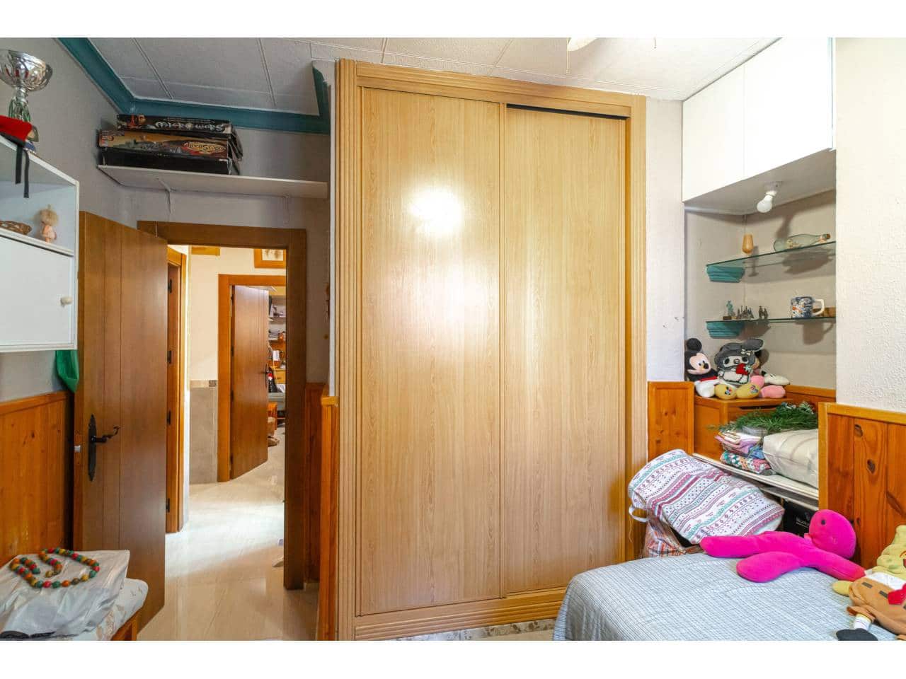 5 makuuhuone Huvila myytävänä paikassa Rincon de la Victoria mukana 
autotalli - 749 000 € (Ref: 10077368)