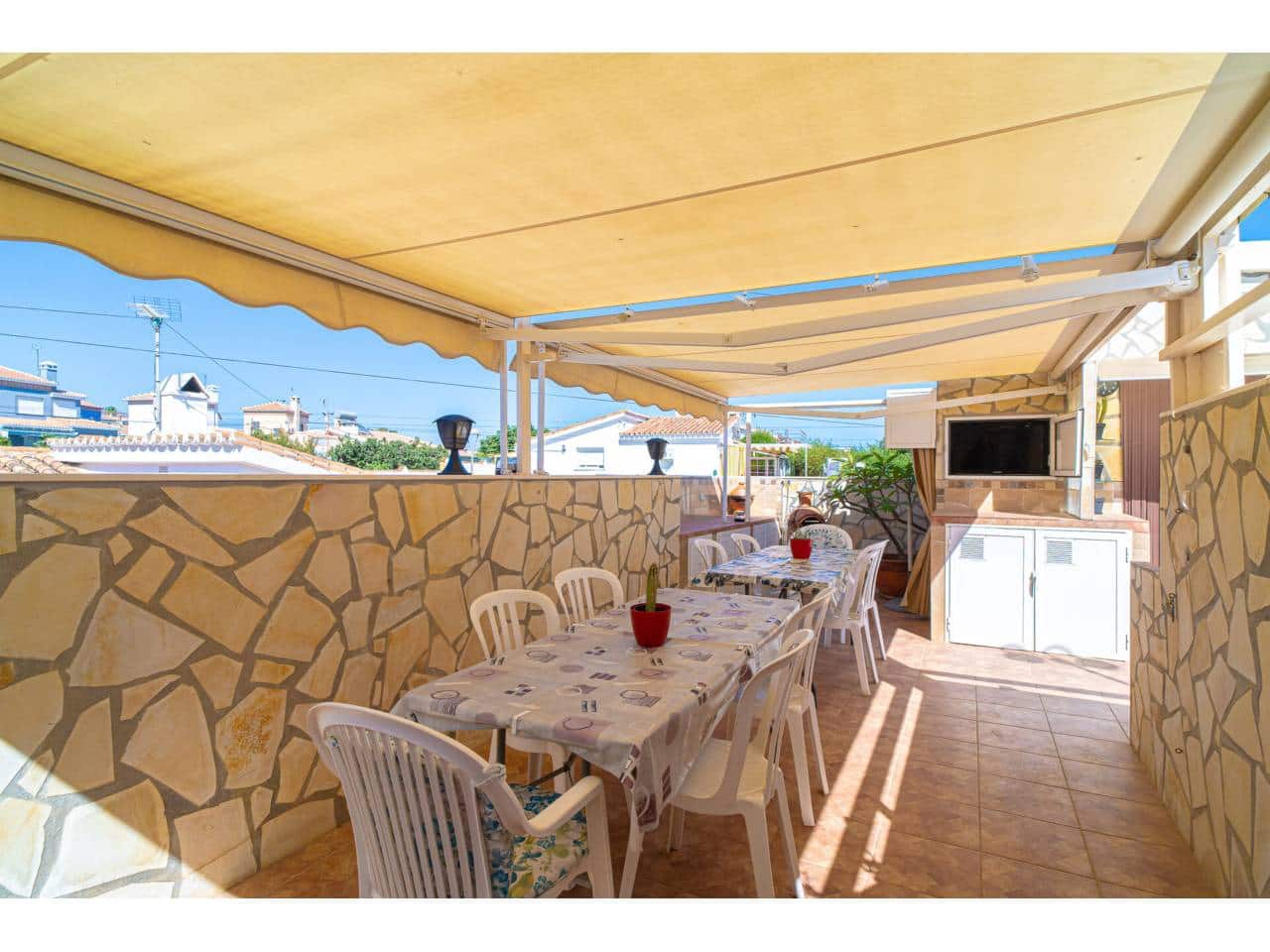 5 makuuhuone Huvila myytävänä paikassa Rincon de la Victoria mukana 
autotalli - 749 000 € (Ref: 10077368)