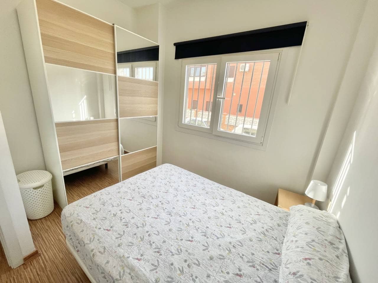2 bedroom Flat for rent in Torre de Benagalbon with pool garage - € 750 (Ref: 10079789)