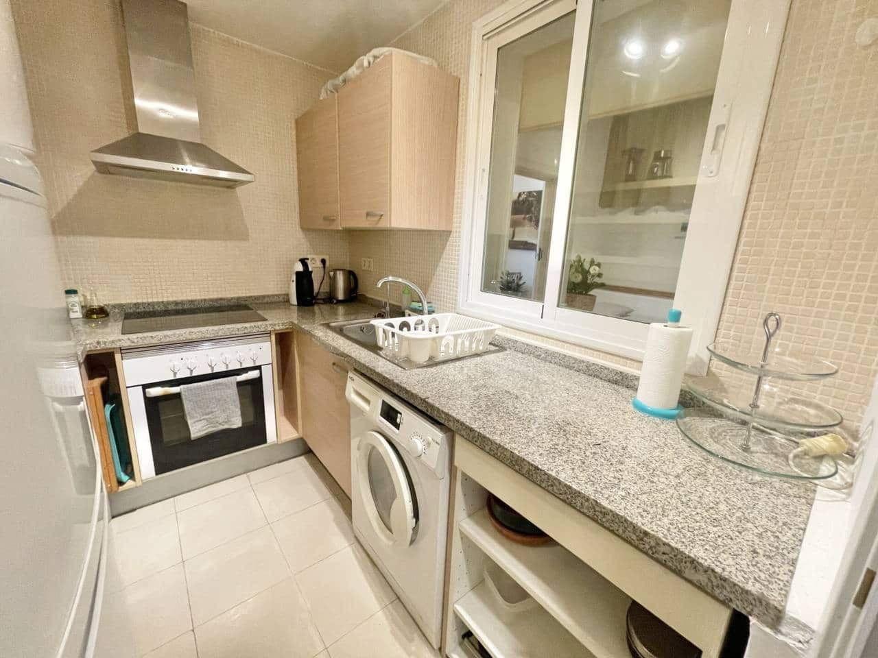 2 bedroom Flat for rent in Torre de Benagalbon with pool garage - € 750 (Ref: 10079789)