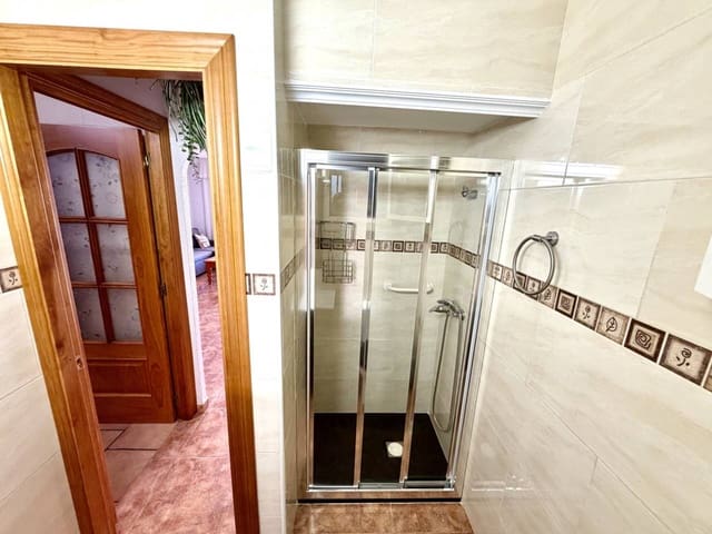 3 Zimmer Reihenhaus zu vermieten in Rincón de la Victoria mit Pool - 1.650 € (Ref: 10095647)