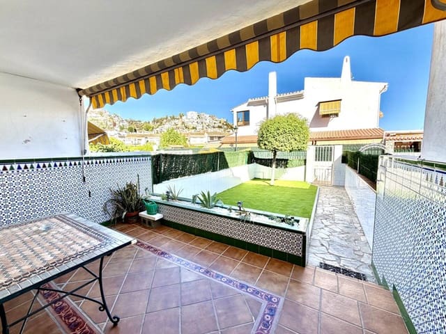 3 Zimmer Reihenhaus zu vermieten in Rincón de la Victoria mit Pool - 1.650 € (Ref: 10095647)
