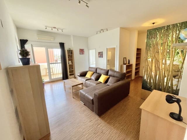 2 soveværelse Lejlighed til leje i Torre de Benagalbon, Rincón de la Victoria med swimmingpool garage - € 900 (Ref: 10099563)