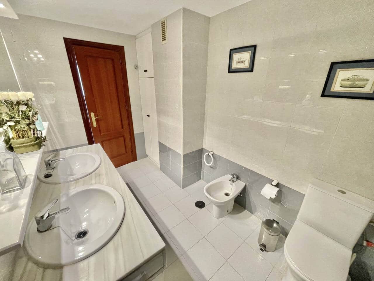 3 slaapkamer Flat te huur in Rincon de la Victoria met zwembad garage - € 1.400 (Ref: 10118662)