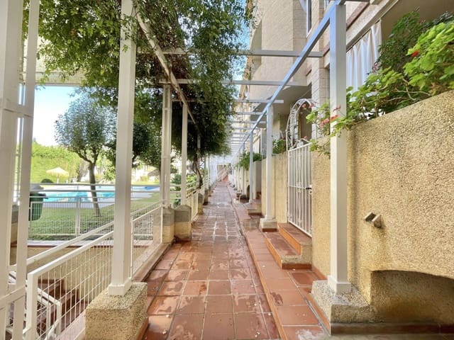 3 slaapkamer Flat te huur in Rincón de la Victoria met zwembad garage - € 1.400 (Ref: 10118662)