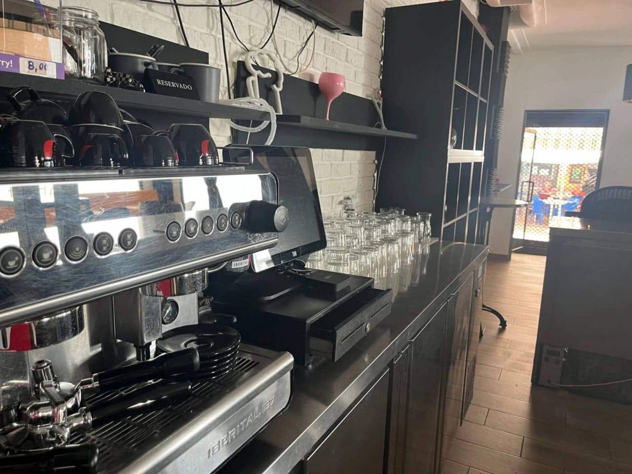 Restaurant/Bar for rent in Rincon de la Victoria - € 1,300 (Ref: 10145165)