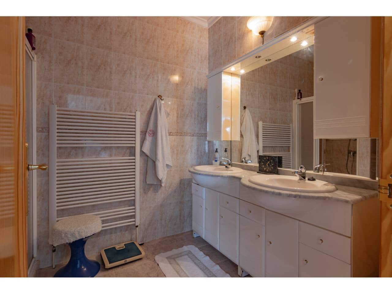 3 slaapkamer Villa te koop in Velez-Malaga met garage - € 510.000 (Ref: 10154509)