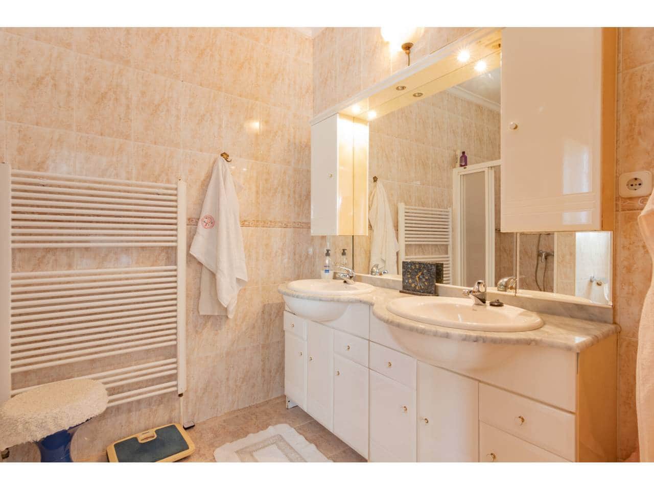 3 slaapkamer Villa te koop in Velez-Malaga met garage - € 510.000 (Ref: 10154509)