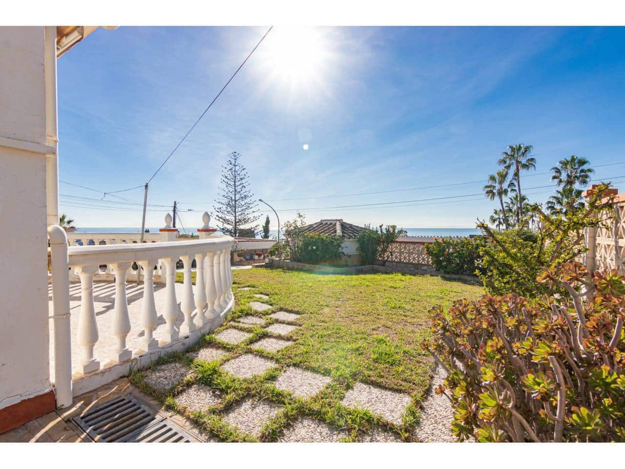 3 slaapkamer Villa te koop in Velez-Malaga met garage - € 510.000 (Ref: 10154509)