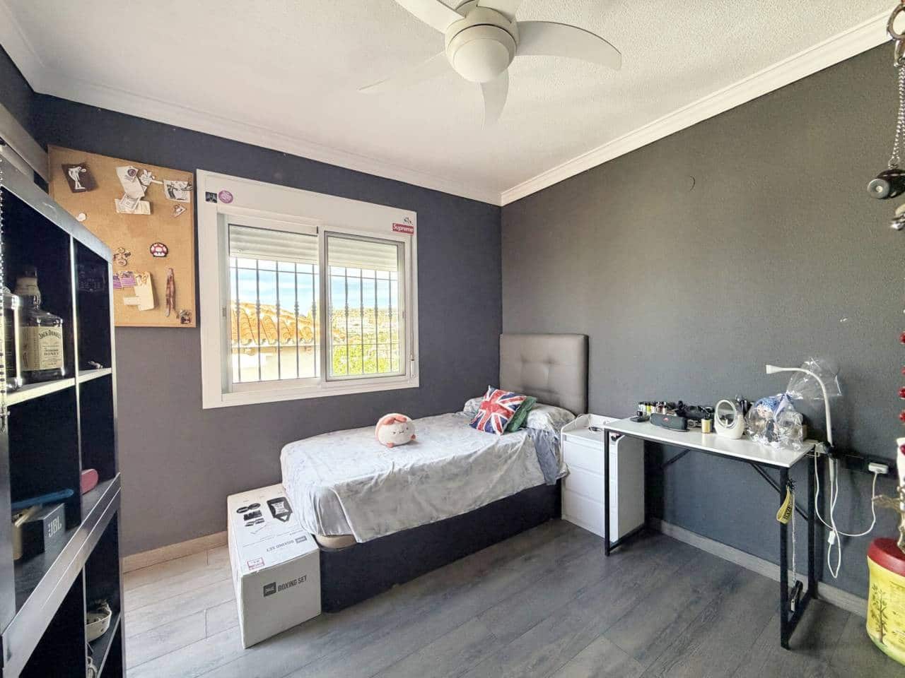 4 sypialnia Willa na sprzedaż w Rincon de la Victoria z basenem garażem - 870 000 € (Ref: 10173083)