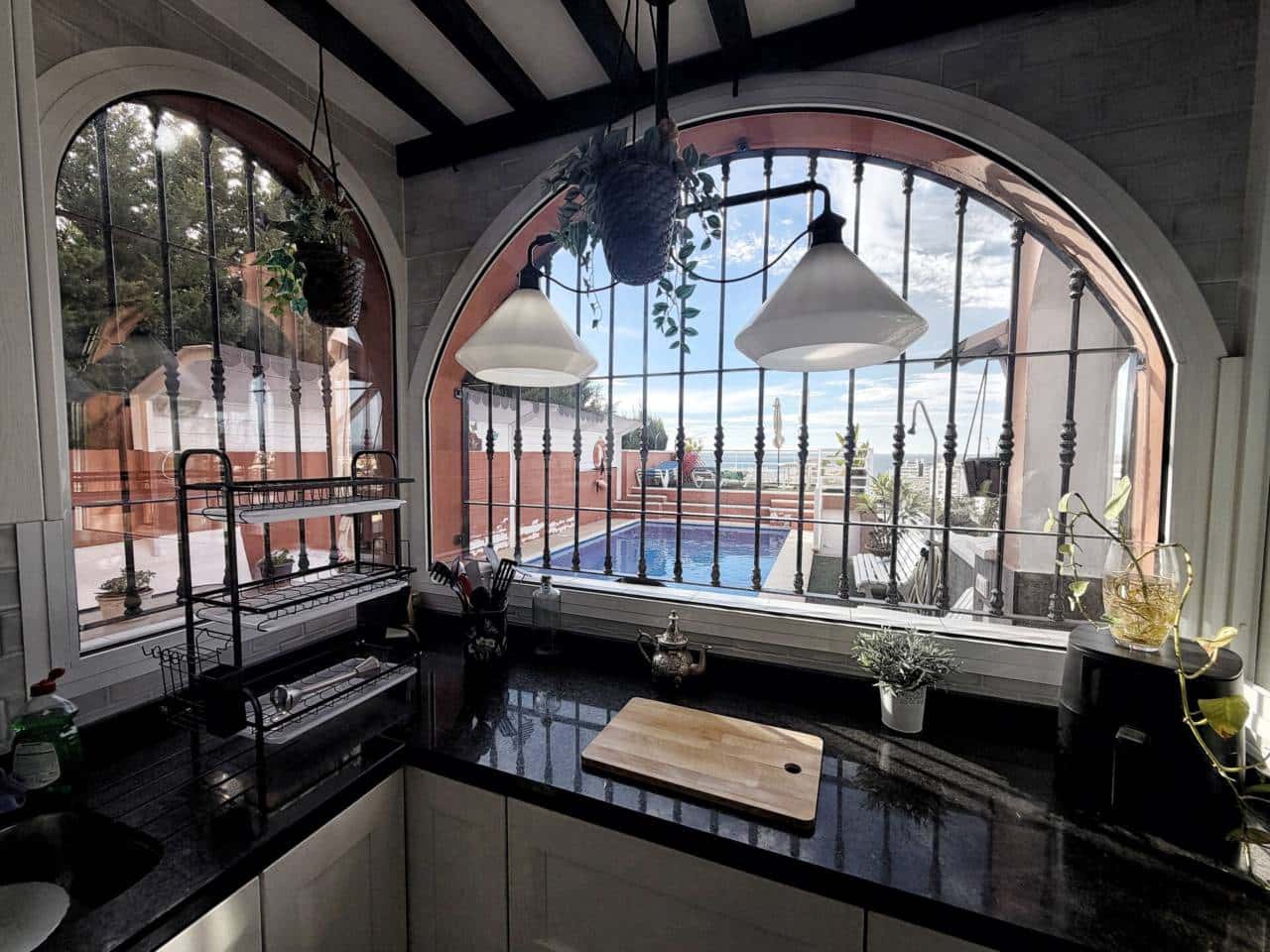 4 sypialnia Willa na sprzedaż w Rincon de la Victoria z basenem garażem - 870 000 € (Ref: 10173083)