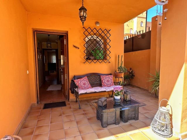 Pareado de 3 habitaciones en Torre de Benagalbon, Rincón de la Victoria en venta con piscina garaje - 505.000 € (Ref: 10174328)