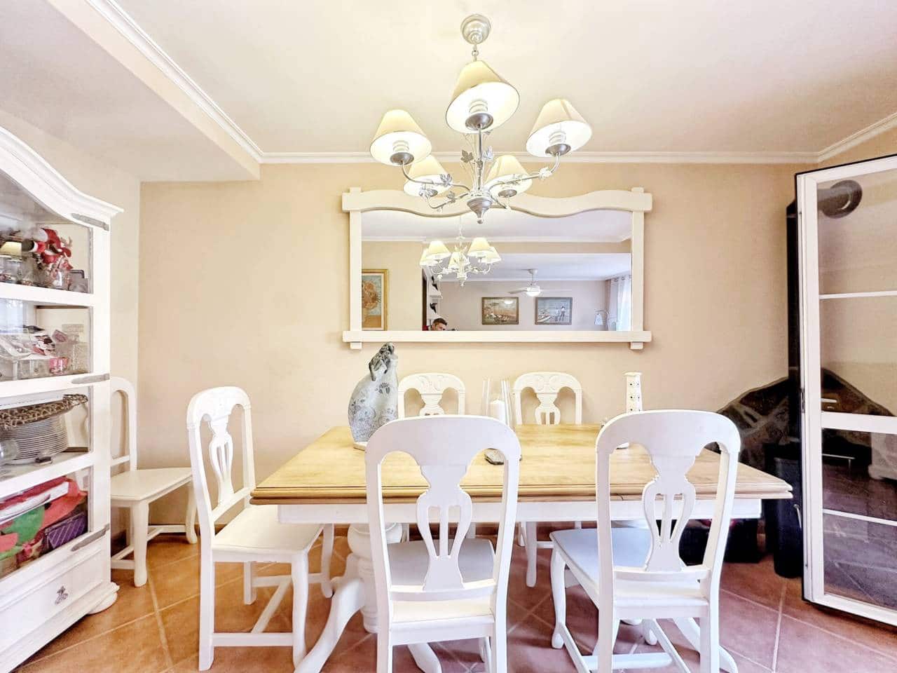 Pareado de 3 habitaciones en Torre de Benagalbon en venta con piscina garaje - 505.000 € (Ref: 10174328)