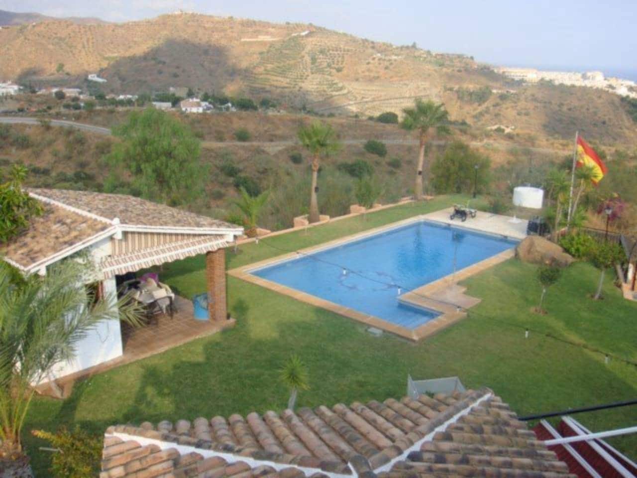 4 soveværelse Villa til salg i Rincon de la Victoria med swimmingpool garage - € 950.000 (Ref: 7186165)