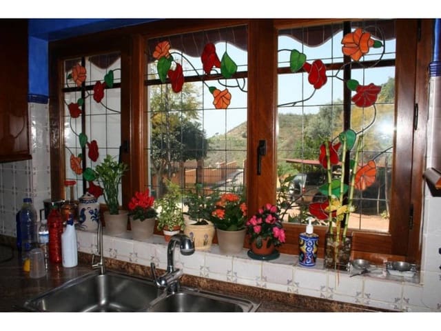 4 soverom Villa til salgs i Rincón de la Victoria med svømmebasseng garasje - € 950 000 (Ref: 7186165)