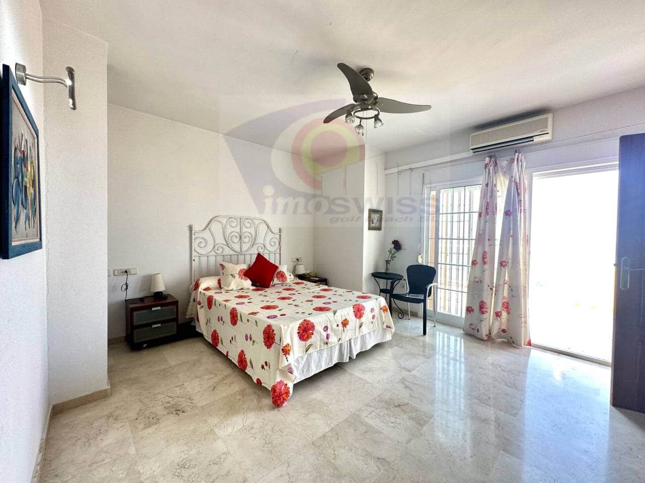 6 bedroom Villa for sale in Rincon de la Victoria with pool garage - € 995,000 (Ref: 7677196)