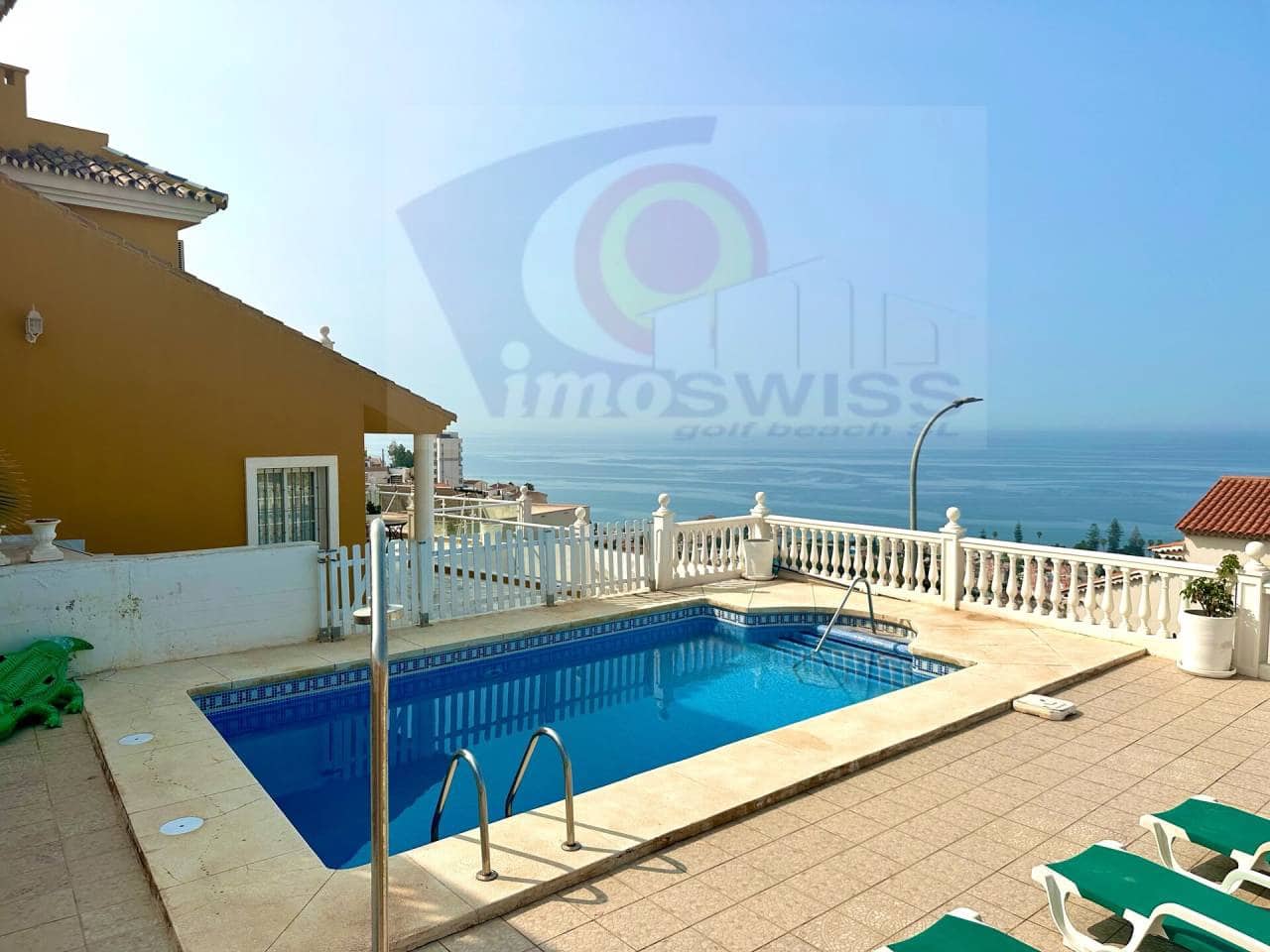 6 bedroom Villa for sale in Rincon de la Victoria with pool garage - € 995,000 (Ref: 7677196)