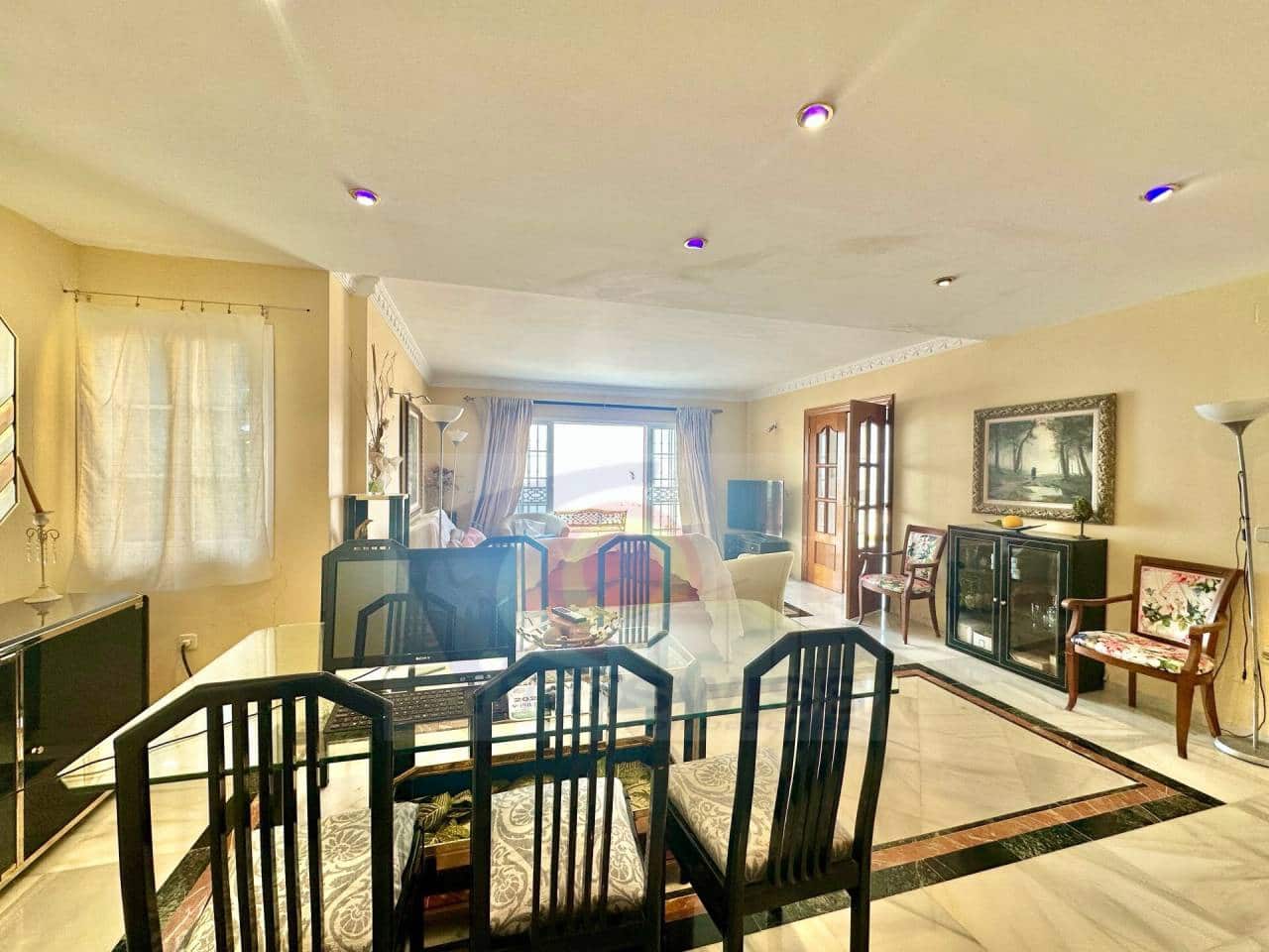 6 bedroom Villa for sale in Rincon de la Victoria with pool garage - € 995,000 (Ref: 7677196)