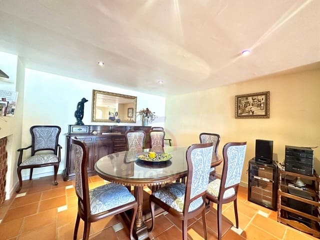 6 soverom Villa til salgs i Rincón de la Victoria med svømmebasseng garasje - € 995 000 (Ref: 7677196)