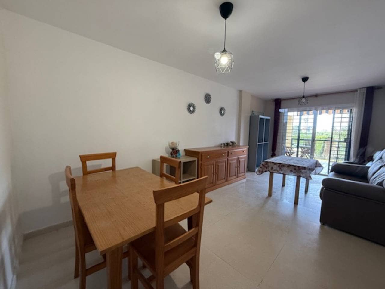 2 bedroom Flat for rent in Velez-Malaga with pool garage - € 950 (Ref: 8693267)