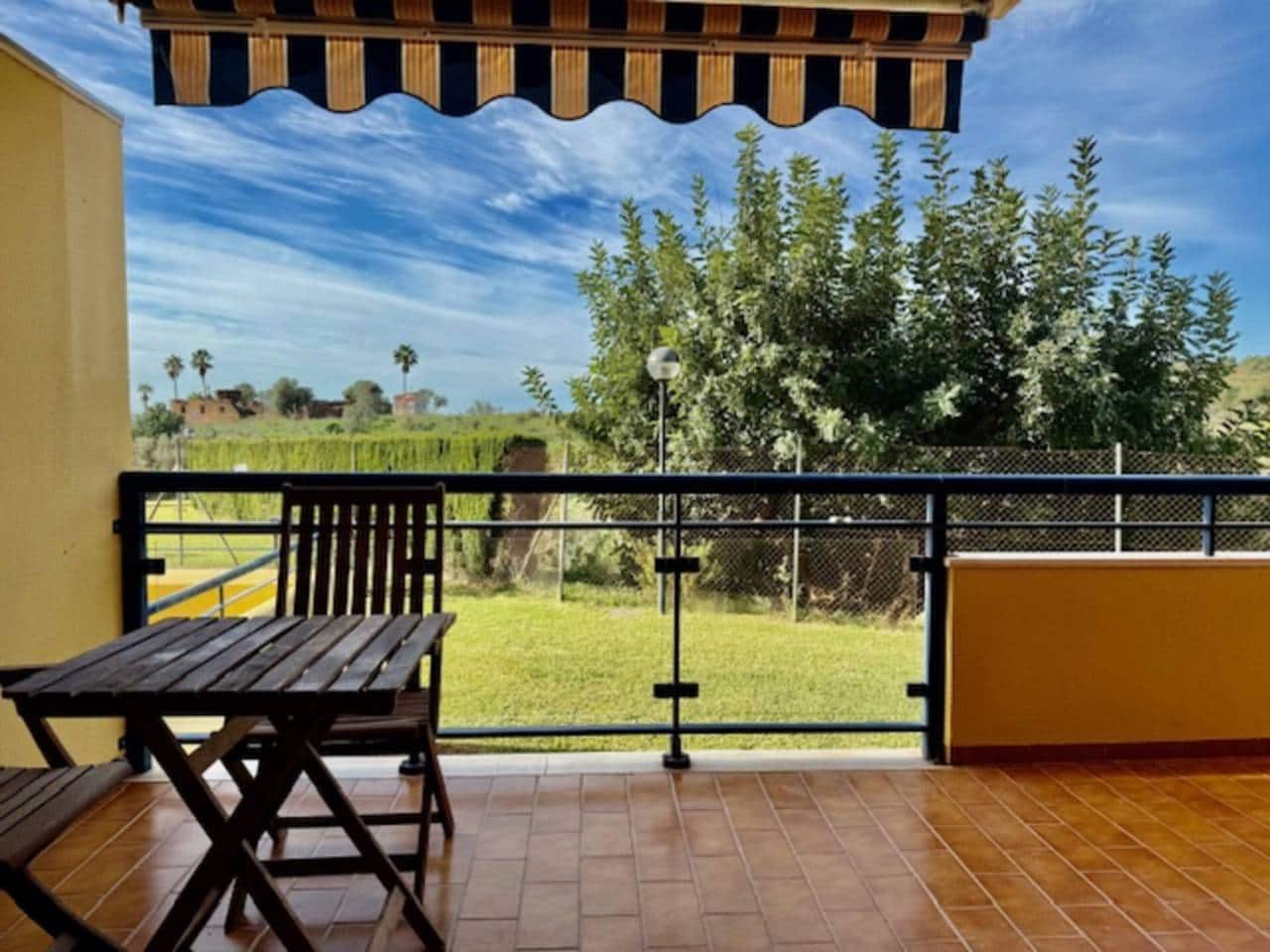 2 bedroom Flat for rent in Velez-Malaga with pool garage - € 950 (Ref: 8693267)