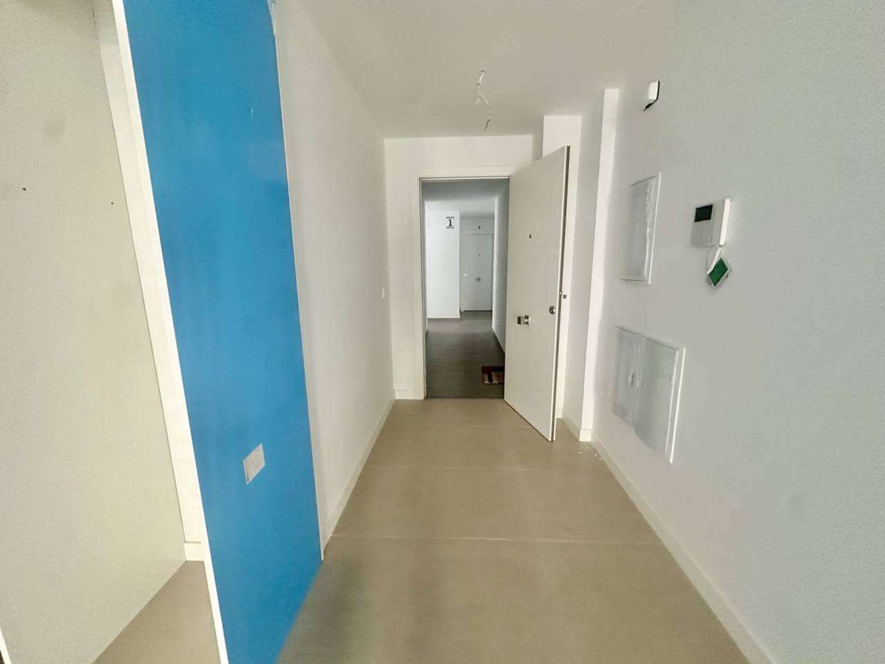 2 soverom Leilighet til salgs i Velez-Malaga med svømmebasseng garasje - € 390 500 (Ref: 8949997)