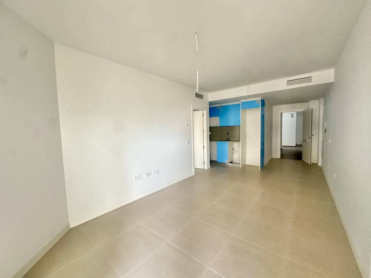 2 soverom Leilighet til salgs i Velez-Malaga med svømmebasseng garasje - € 390 500 (Ref: 8949997)