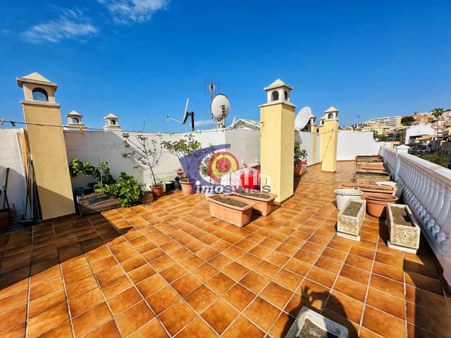 4 bedroom Penthouse for sale in Rincón de la Victoria with garage - € 574,000 (Ref: 8969415)