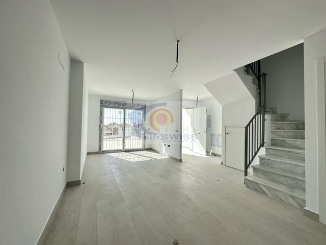 3 makuuhuone Rivitalo myytävänä paikassa Vélez-Málaga mukana uima-altaan 
autotalli - 345 400 € (Ref: 9081197)